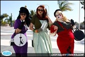 21-long-beach-comic-con-2011-cosplay-catwoman-ivy-harley-quinn